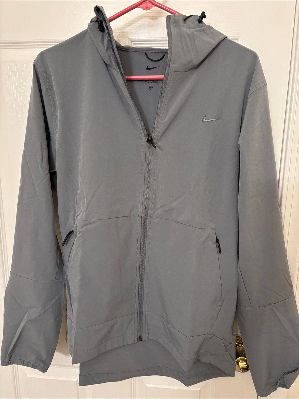 Nike men’s Smoke grey Hooded Zip hooded Jacket unlimited Dri fit nwt medium